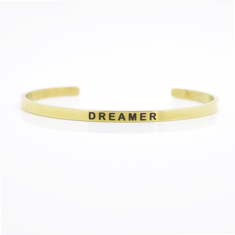 Letras de acero inoxidable de oro de 4 mm al por mayor titanio acero C Shape Breathe Dream Pulsera intrépida